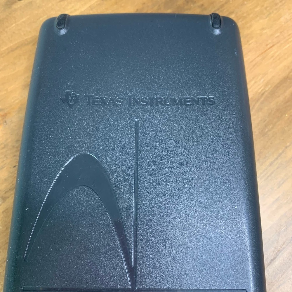 Texas Instruments TI-83 Plus Graphing Calculator w/Cover Works - Picture 4 of 9
